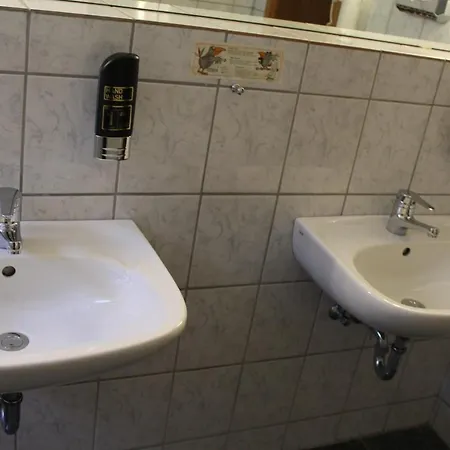Hotel Rasthaus 3*