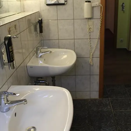 Land-gut-hotel Rasthaus Hotel 3*
